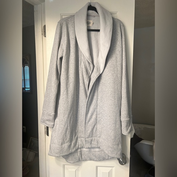 UGG Blanche II Women's Short Robe - Picture 3 of 7